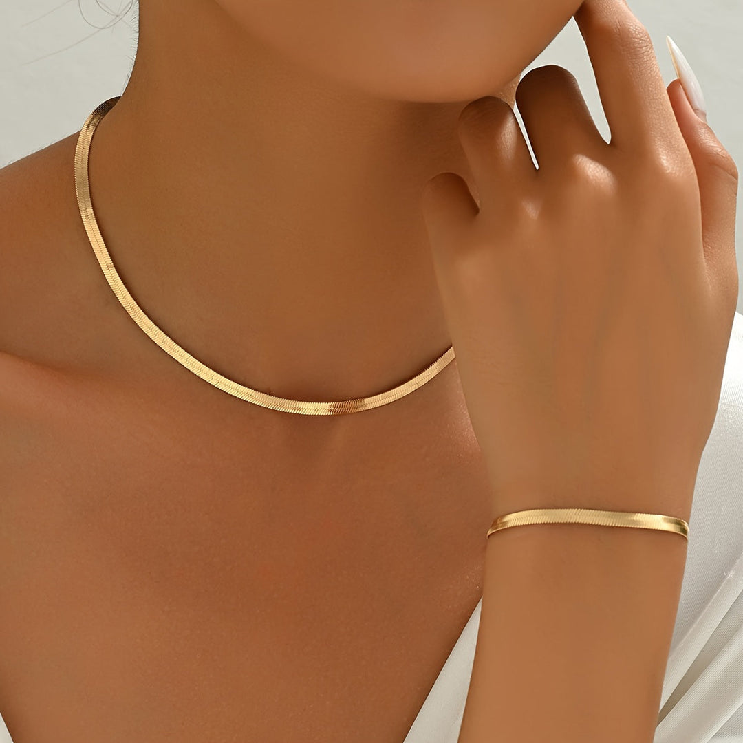 Auri Helsinki – Ajaton minimalistinen Hélène™ korusetti