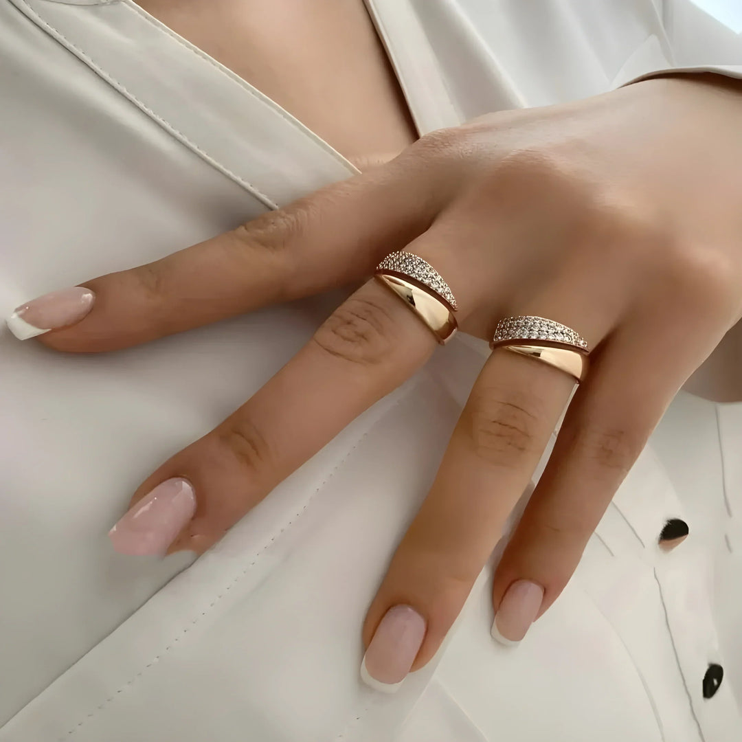 Nila Luxe Sormus