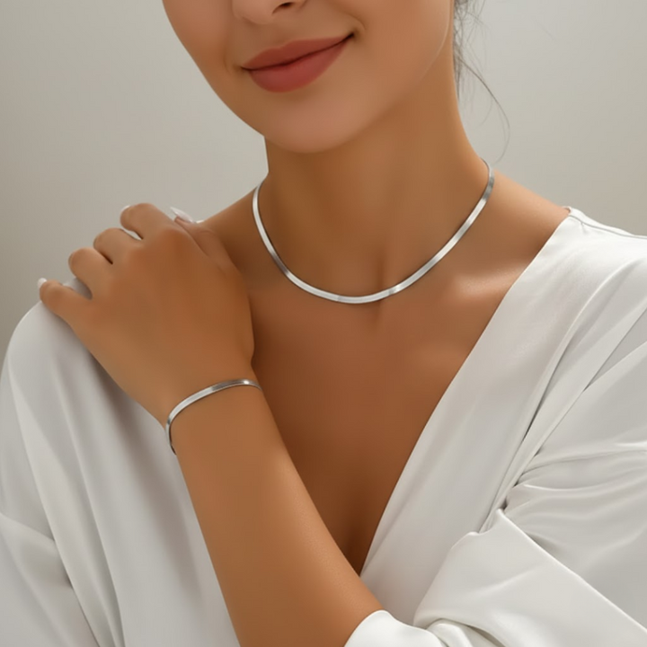 Auri Helsinki – Ajaton minimalistinen Hélène™ korusetti