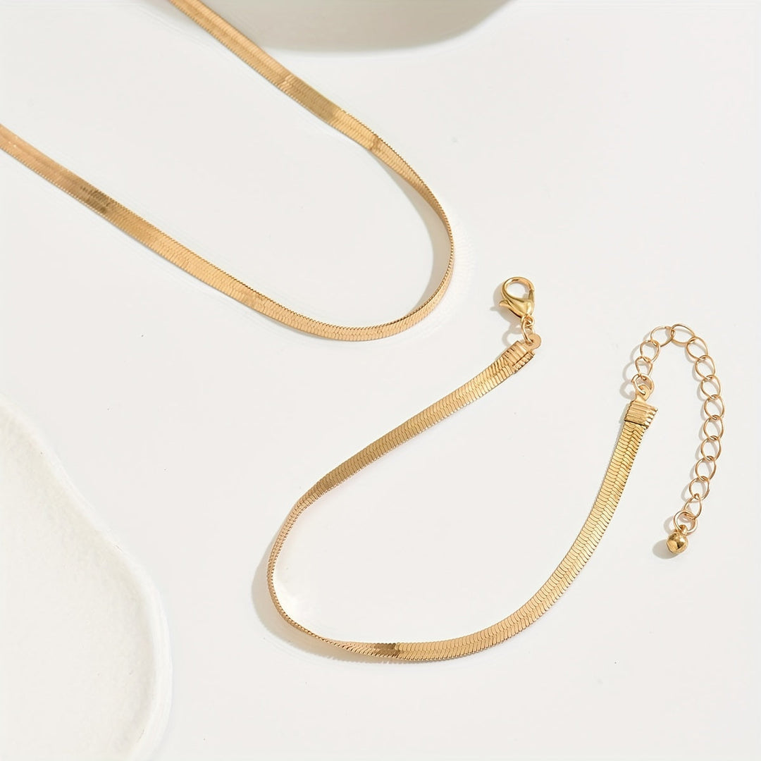 Auri Helsinki – Ajaton minimalistinen Hélène™ korusetti