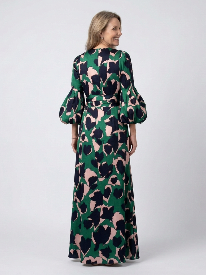 Smaragdiruusun mekko